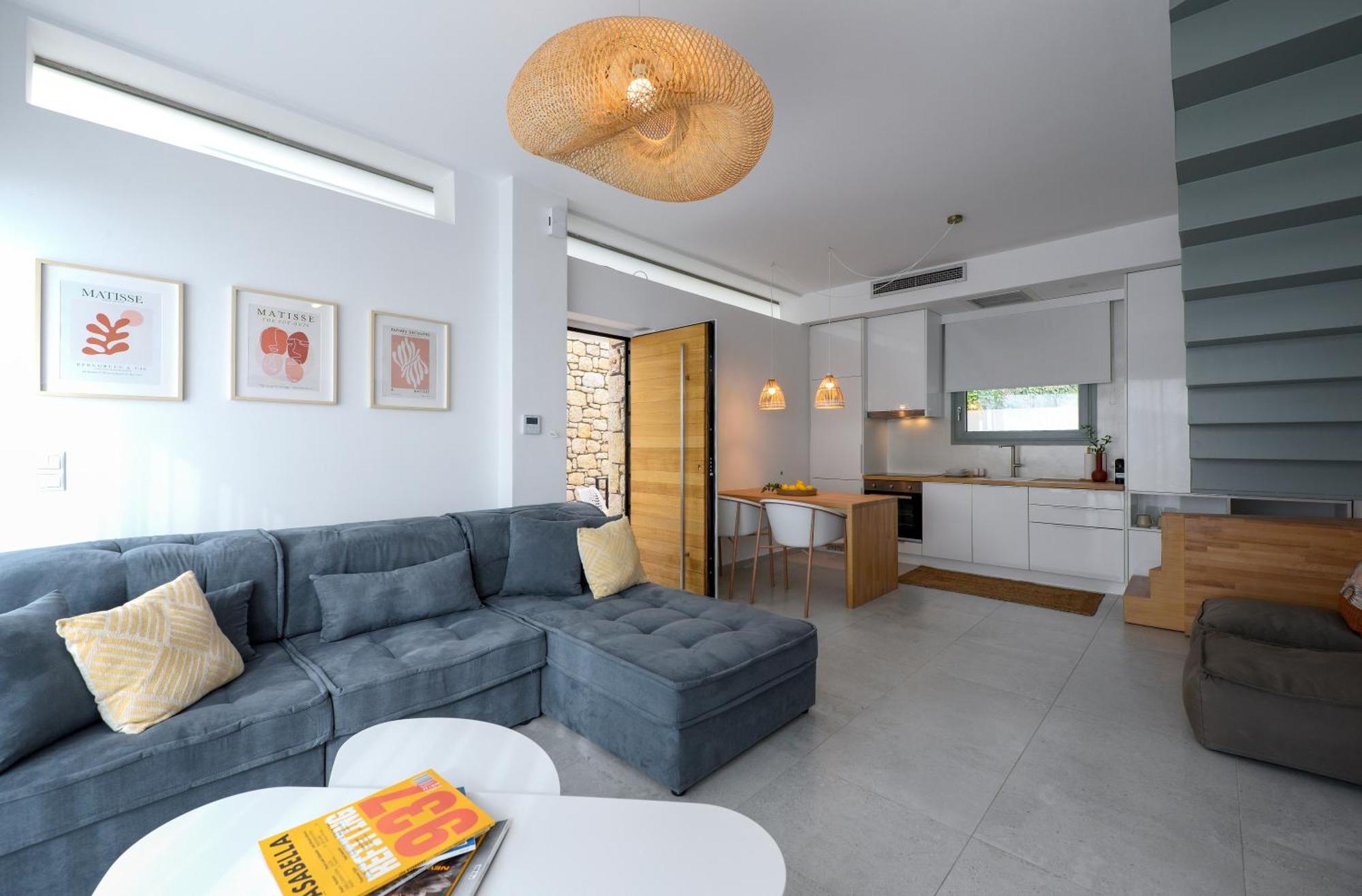 Lithos Retreat 2 Apartment Kalamata Exterior photo
